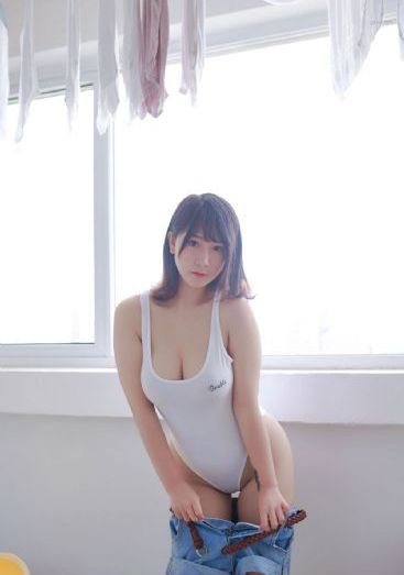 七个秘书_高清版完整版未删减