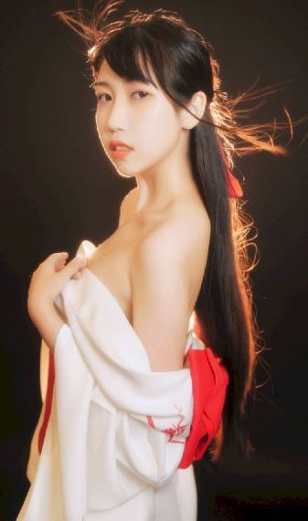 国产精品诱惑_欧美成人在线